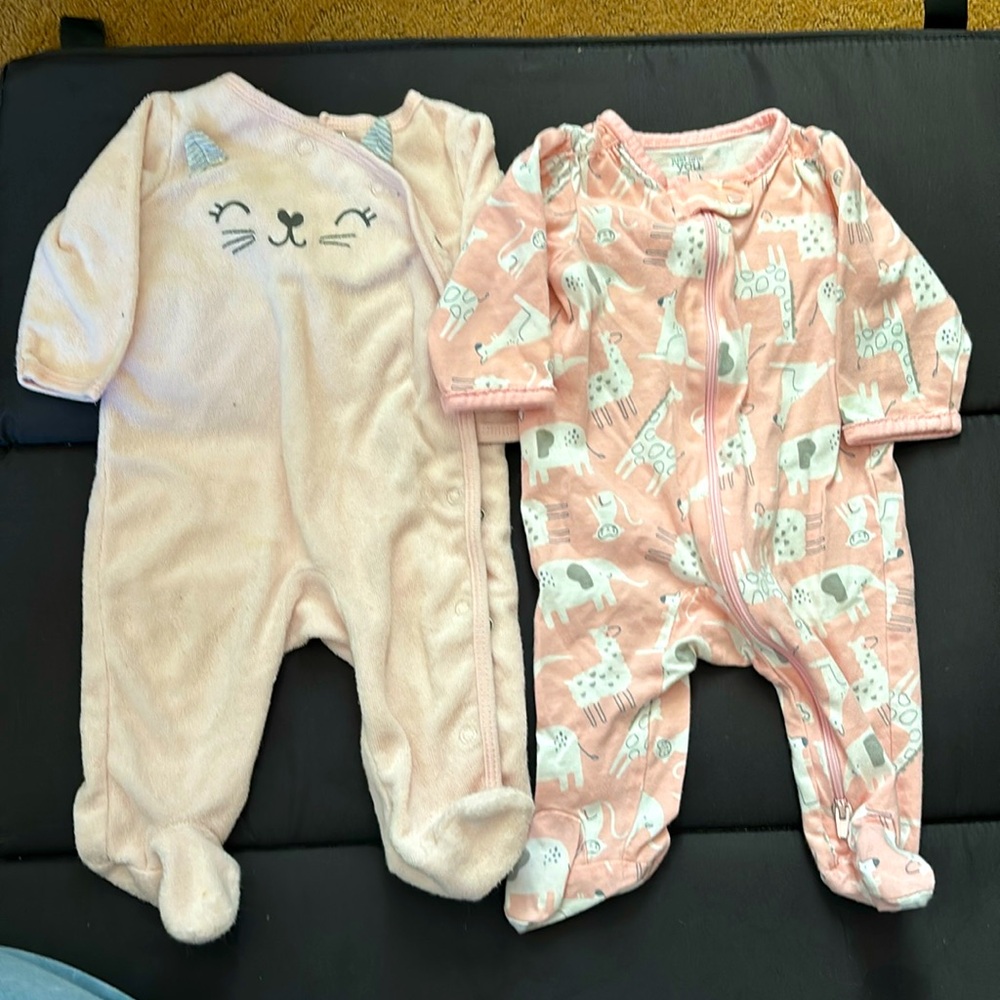 2 carters 3 month footsie pajamas